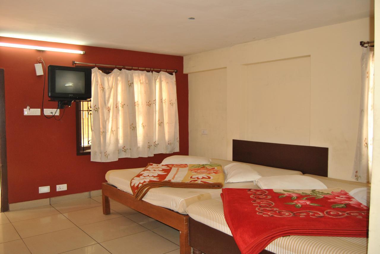 Ezhil Residency Kodaikanal Bagian luar foto