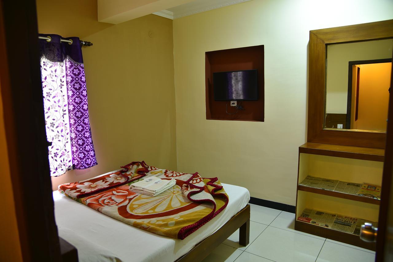Ezhil Residency Kodaikanal Bagian luar foto