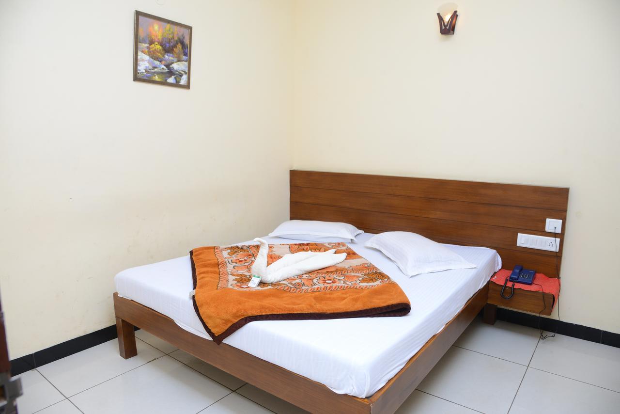 Ezhil Residency Kodaikanal Bagian luar foto